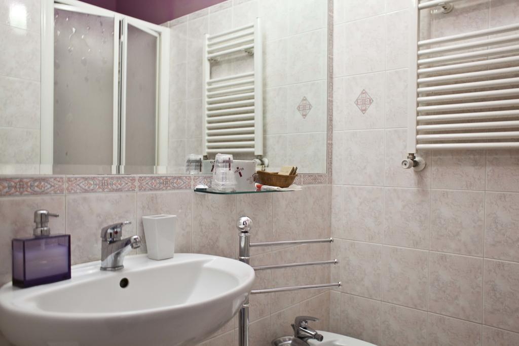 Happy Stay Guesthouse روما الغرفة الصورة