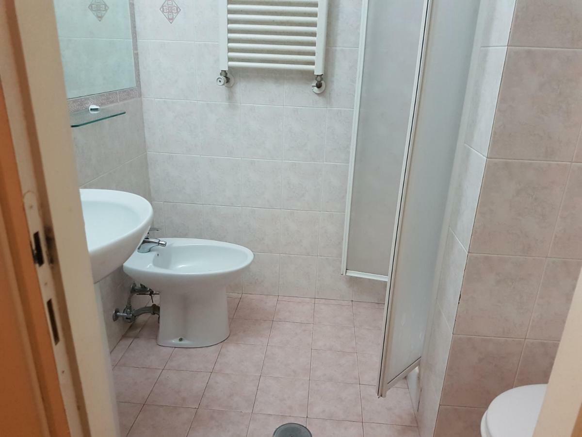 Happy Stay Guesthouse روما المظهر الخارجي الصورة